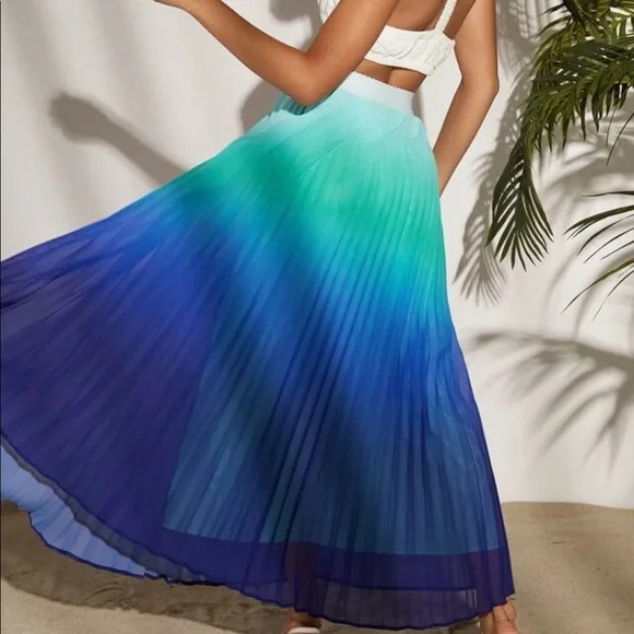 Ombre Tie Dye Pleated Maxi Skirt - Picture 3 of 7